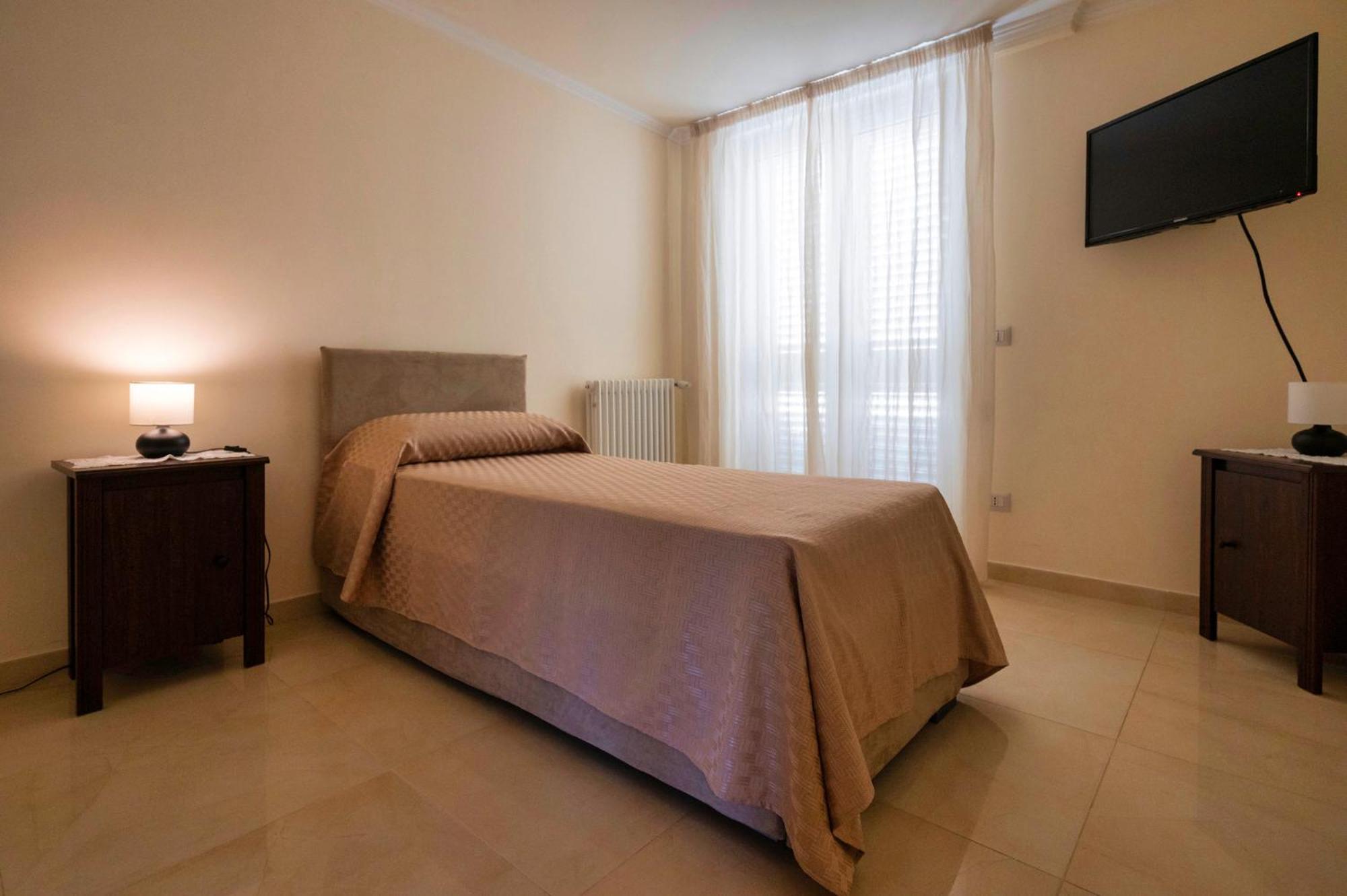 גיארדיני נאקסוס Atticus Apartment מראה חיצוני תמונה