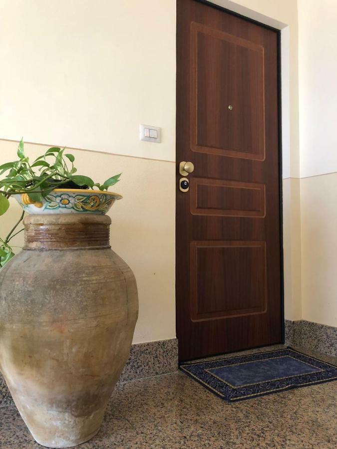 גיארדיני נאקסוס Atticus Apartment מראה חיצוני תמונה