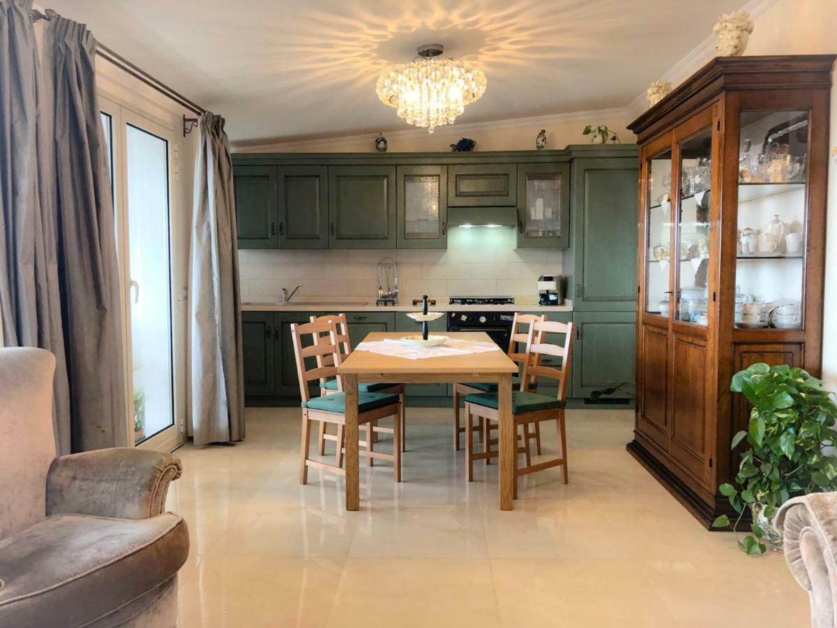 גיארדיני נאקסוס Atticus Apartment מראה חיצוני תמונה